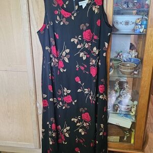 Floral Sleeveless Black and Red Dress